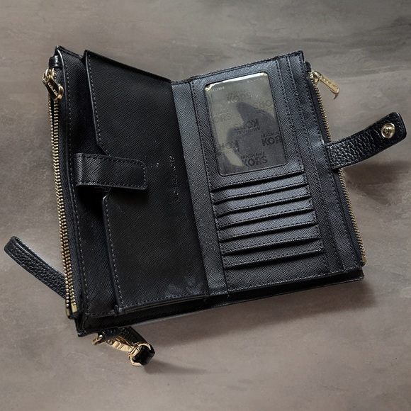 Michael Kors Wristlet Wallet - Picture 7 of 9